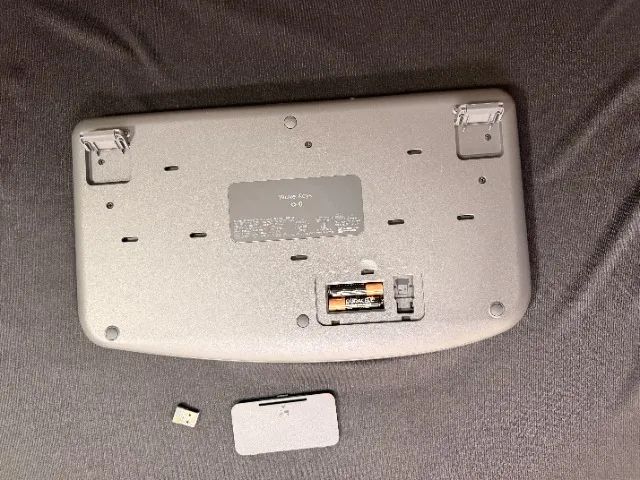 Teclado Logitech Wave Keys - Grafite - Usado - Foto 5