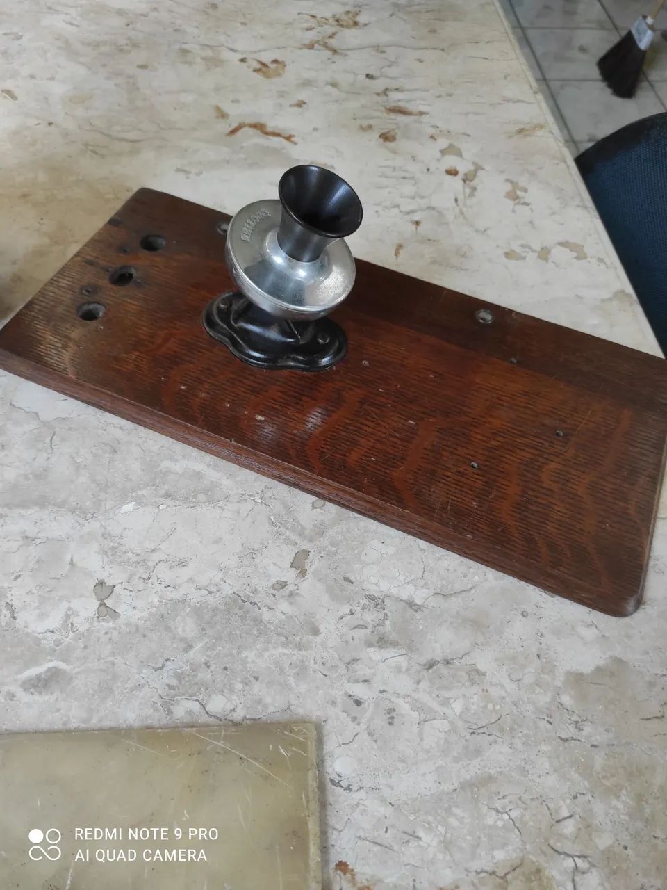 Parte de um telefone antigo: - Foto 2