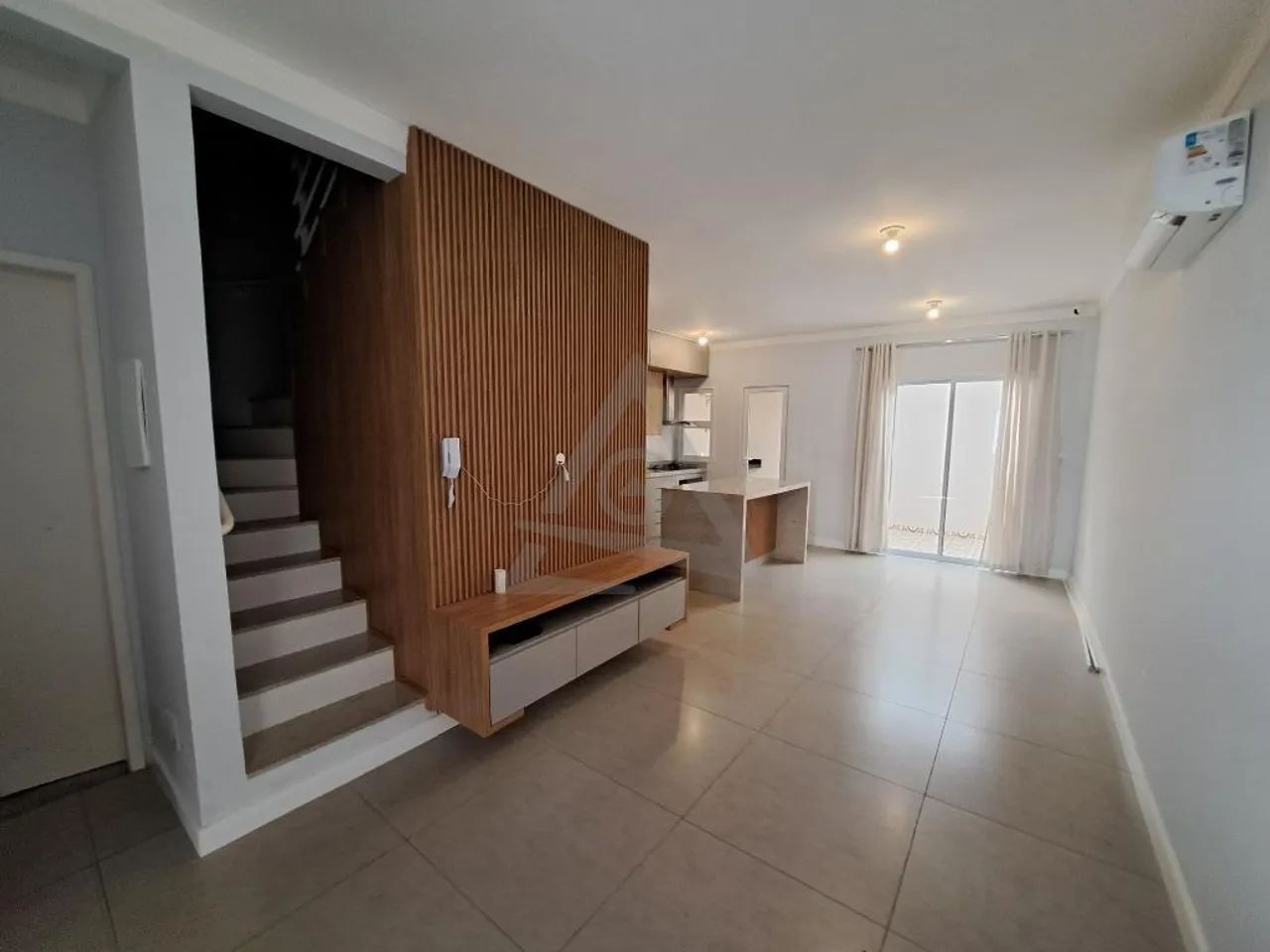 Casa para alugar em Campinas, Chácara Primavera, com 3 quartos, com 105 m², Vila Cristal - Foto 2