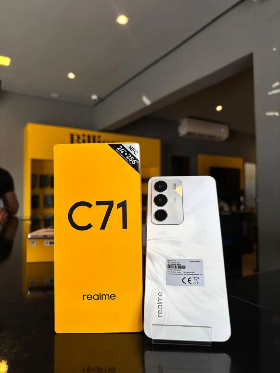 CELULAR COM ENTRADA DE 199,00