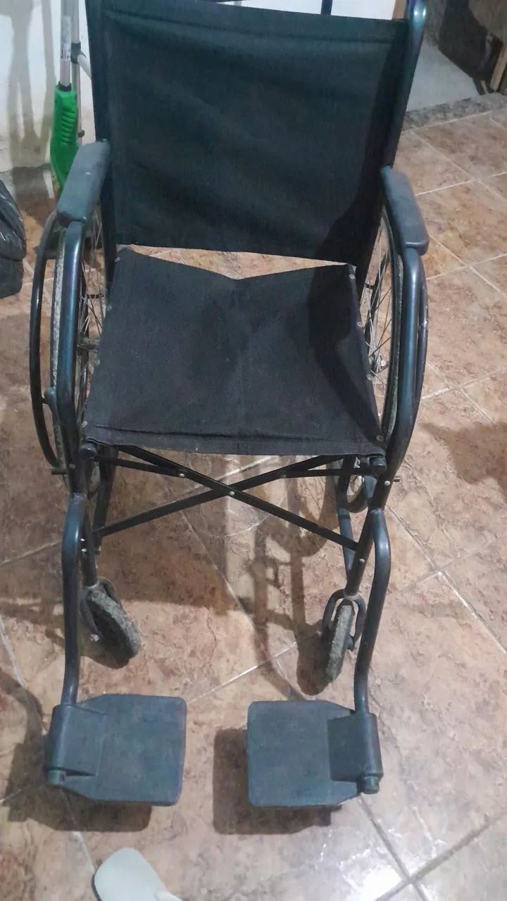 Cadeira de rodas - Foto 2