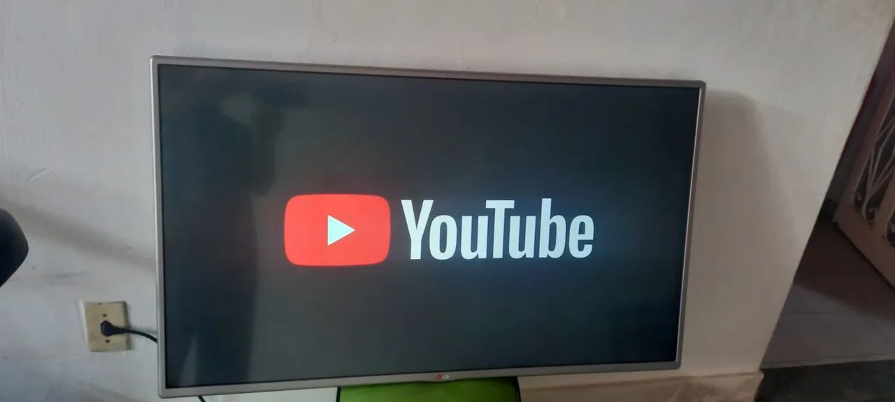 Vendo smarttv LG 42 polegadas  - Foto 3