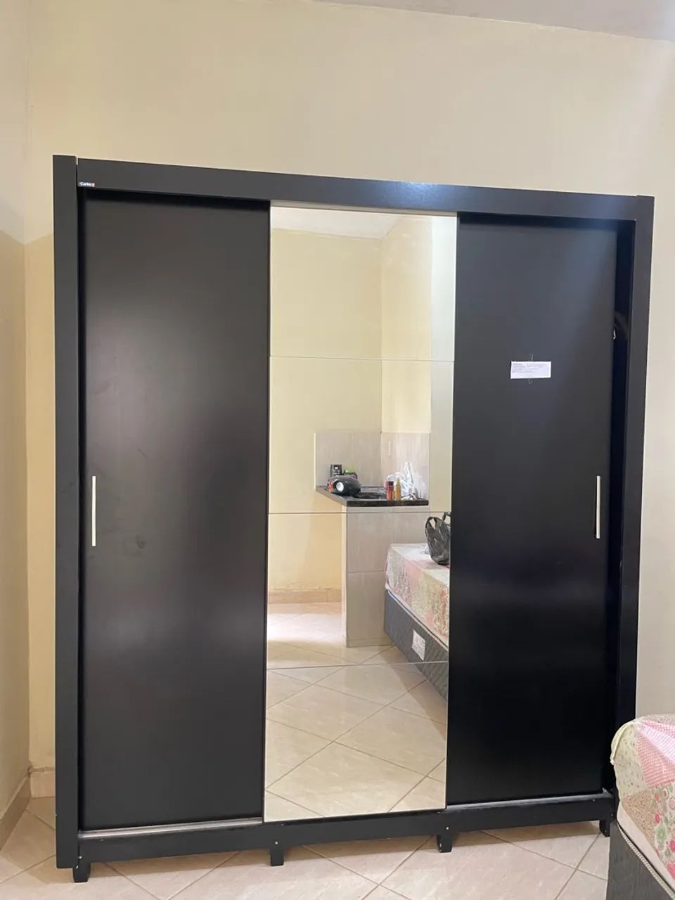Guarda-roupa usado
