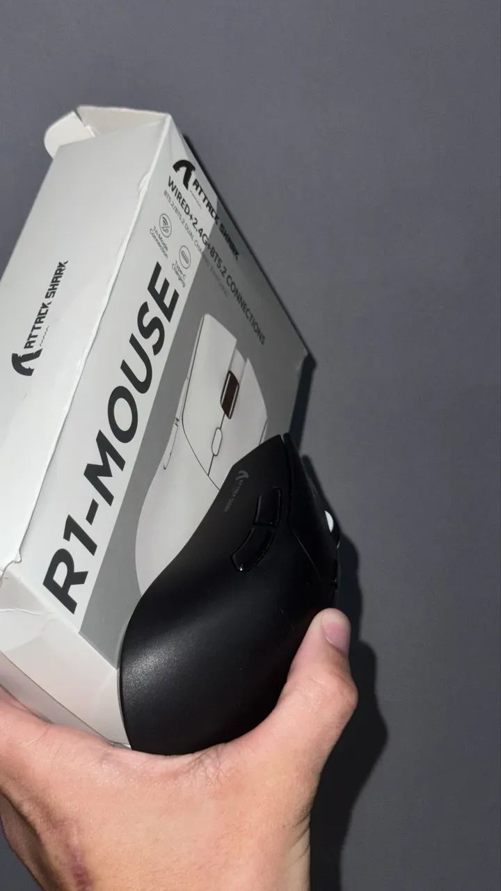 Mouse attack shark R1