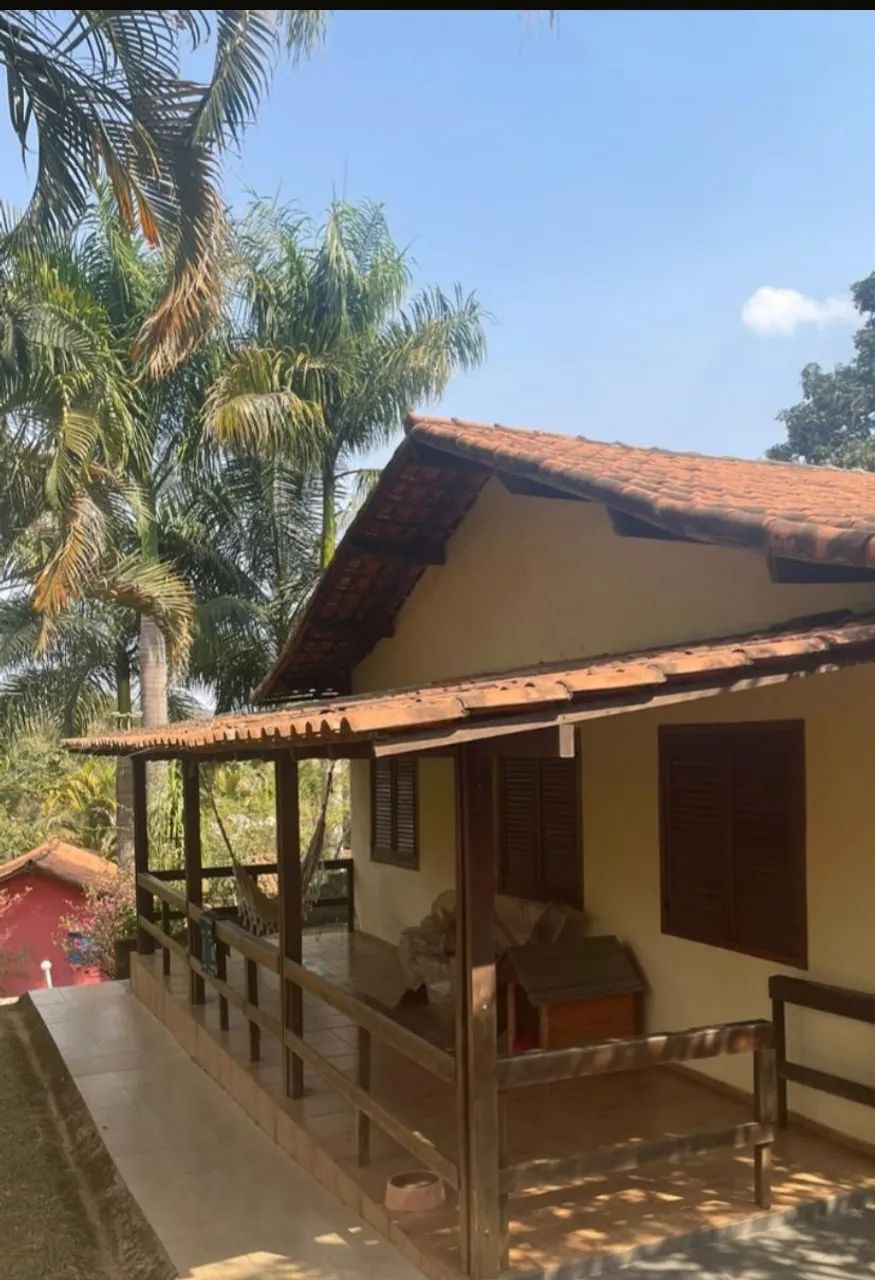 Fazenda / Sítios / Chácaras com 4 quartos à venda em Moeda