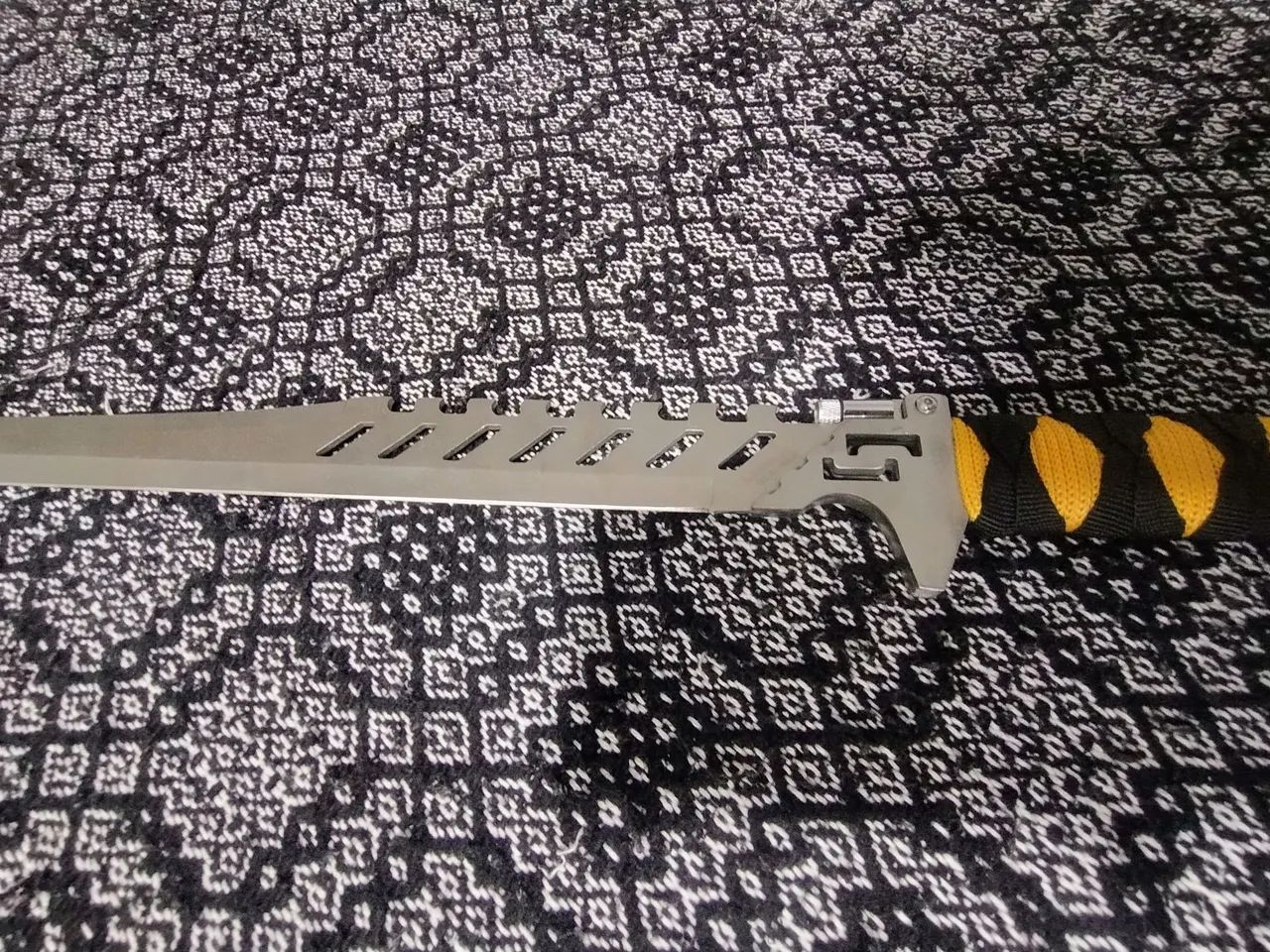 Espada em aço para decoração (Nova) - Foto 2