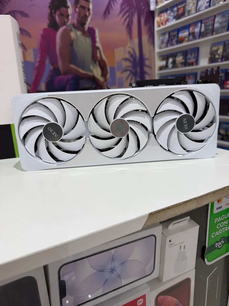 Placa de vídeo RTX 5070Ti Gigabyte - Foto 4
