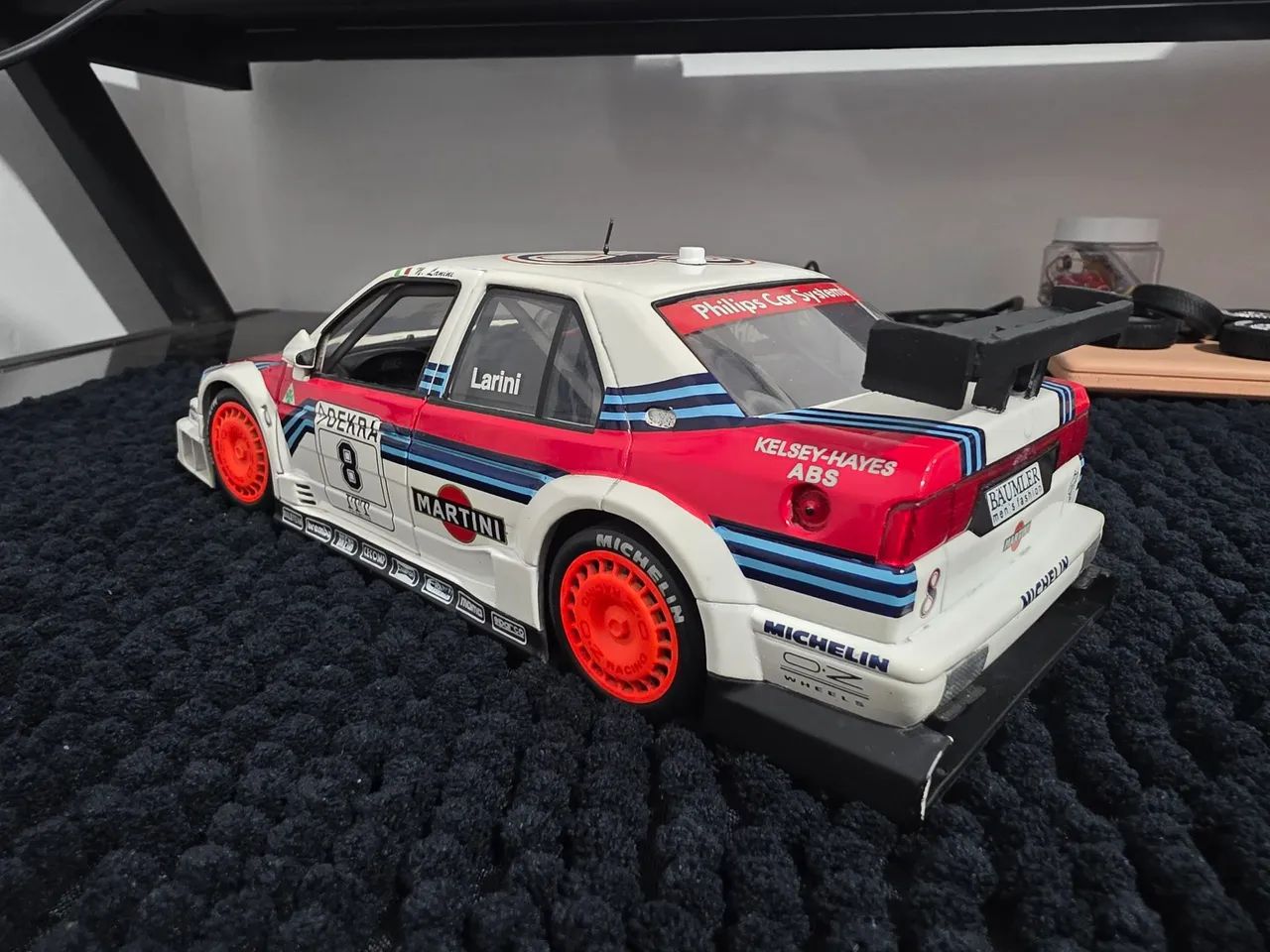 Miniatura 1:18 alfa romeo martini dtm modificado  ut - Foto 3