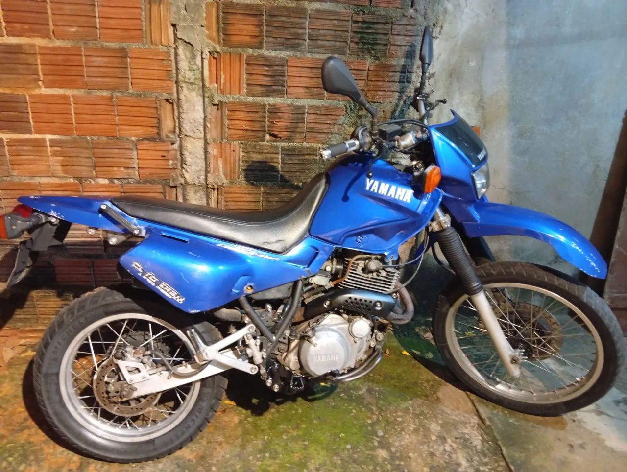 XT 600 a venda