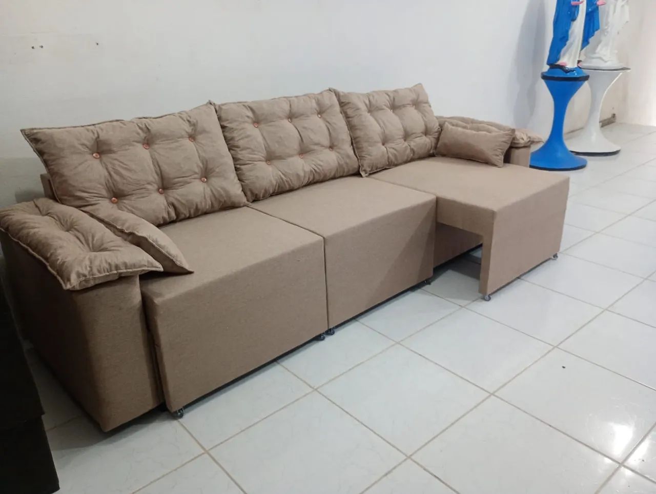 Sofá retrátil 2 e 3 lugares  - Foto 4