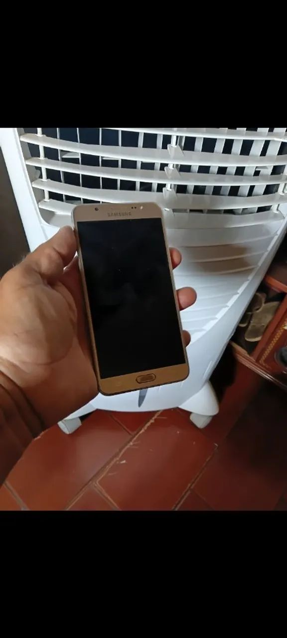 Samsung j7 metal funcionando valor 150 - Foto 3