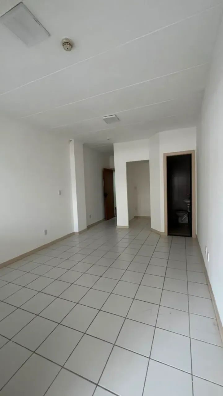 Sala comercial de 35m² para alugar no Edf. Max Center - Foto 5