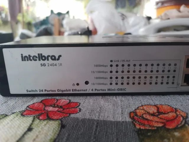 Switch Intelbras 24 portas modelo SG 2404 SR - Foto 3