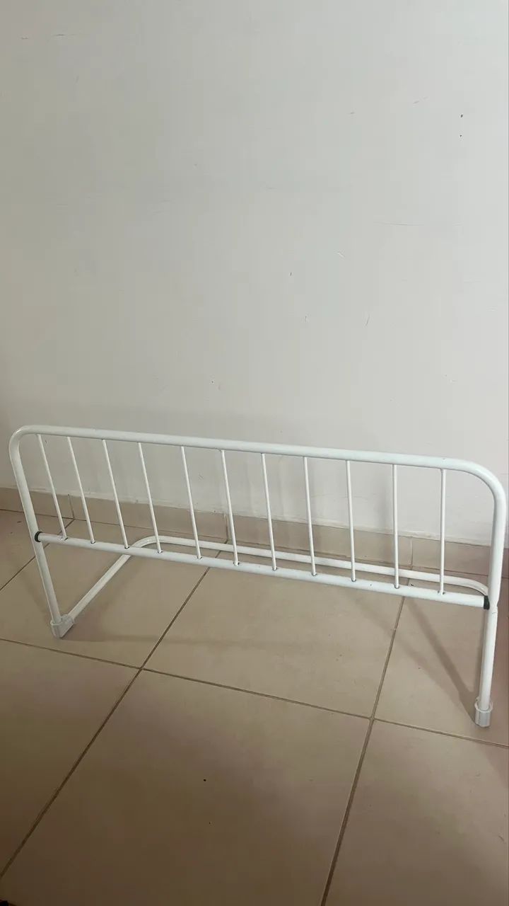 Grade de proteção para cama 