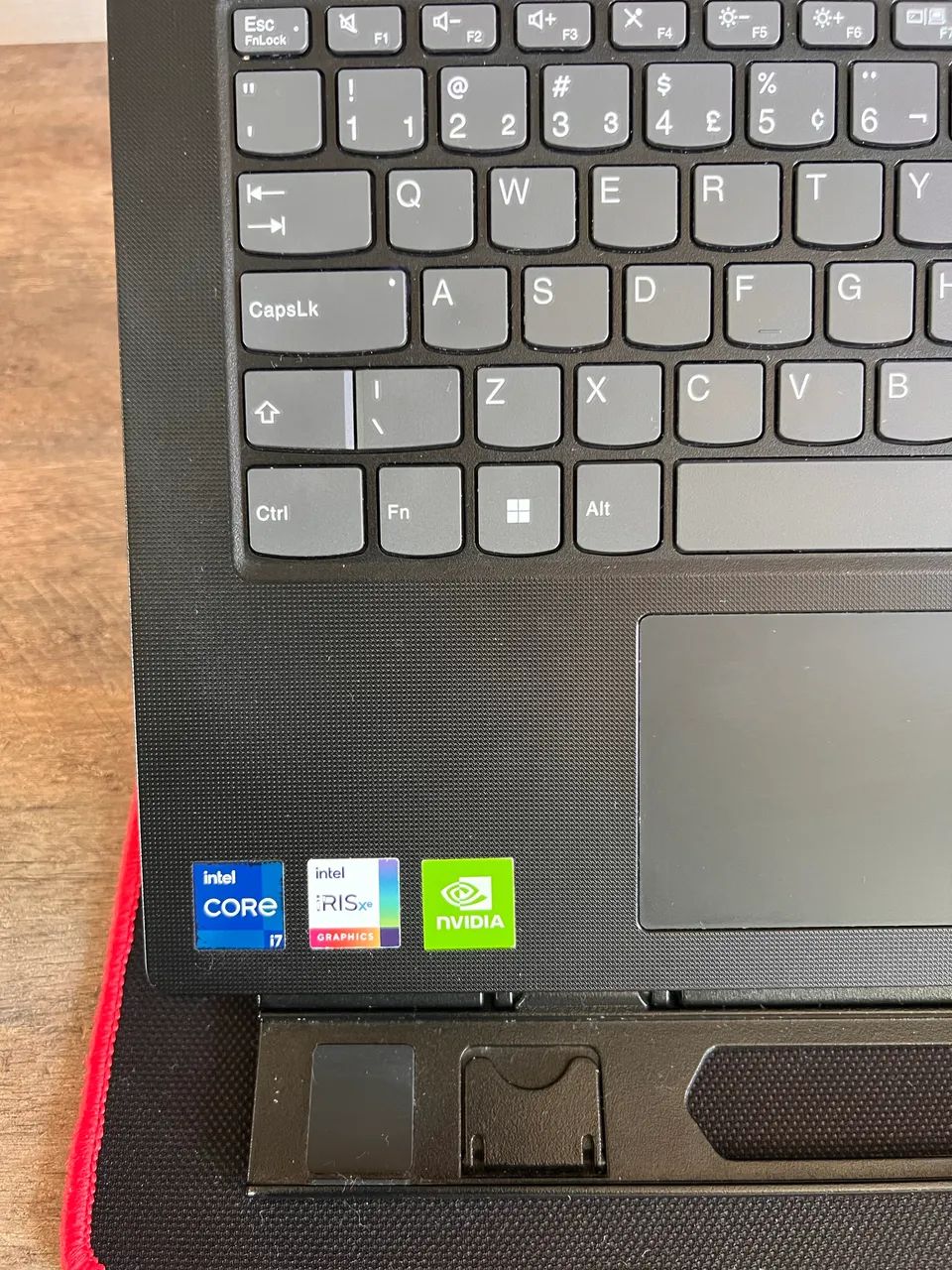 Notebook Lenovo V14 - Foto 3