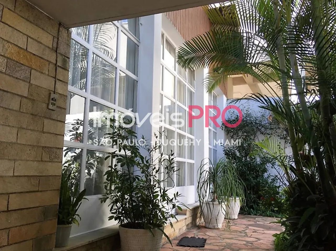 Casa em Moema de 237m² com piscina e churrasqueira. - Foto 4