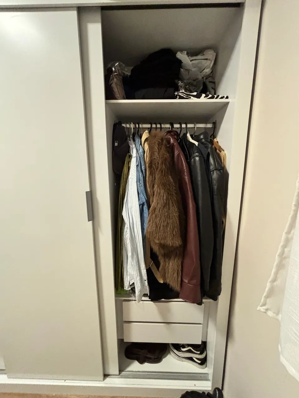 GUARDA ROUPAS BRANCO - Foto 2