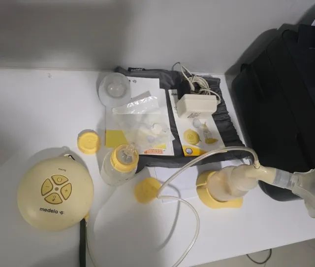 Extrator de Leite Materno Elétrico Medela Swing