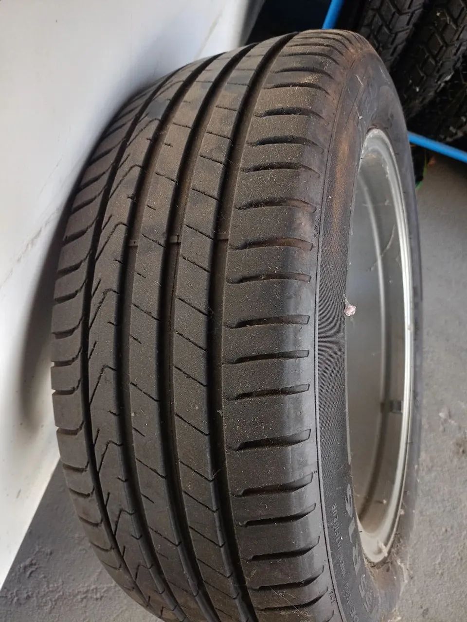 Vendo uma roda aro 16 Corolla XEi 2017 - Foto 2