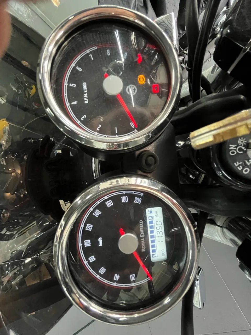 Royal Enfield Interceptor 650 2024 - Foto 3