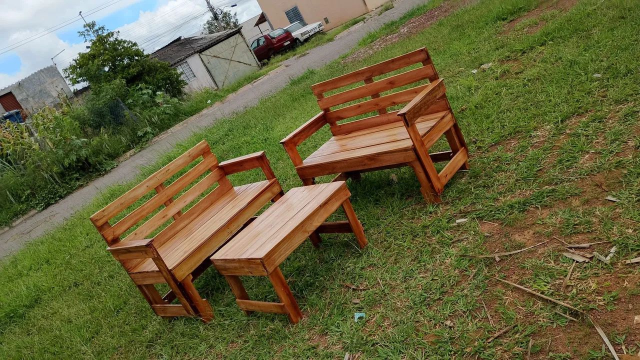 Lindo jogo de bancos namoradeira 