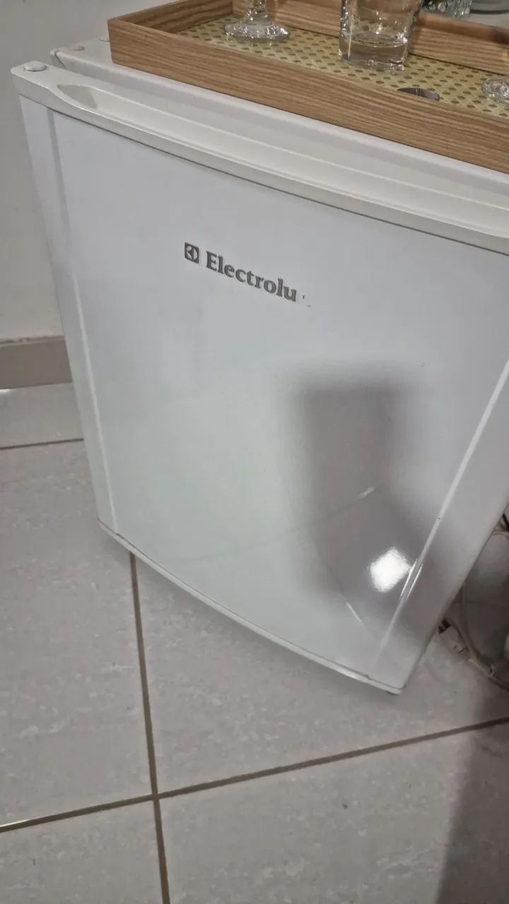 Frigobar Eletrolux 80 l