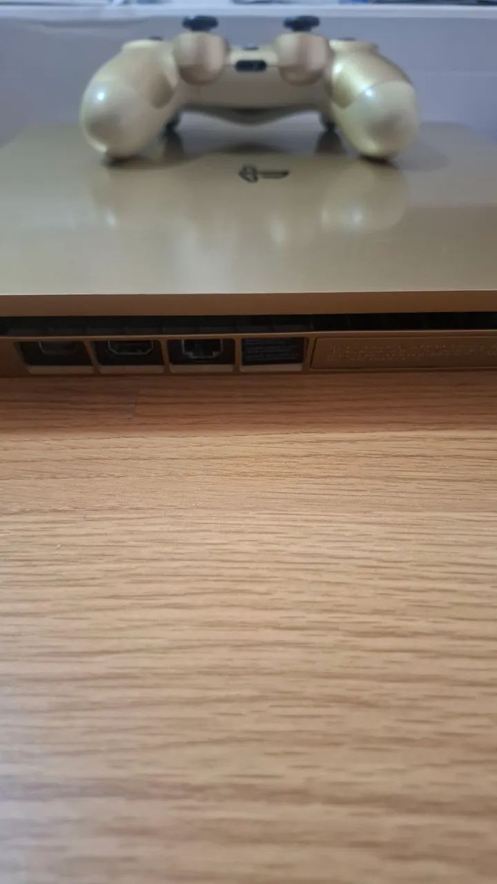 Ps4 Dourado  - Foto 2