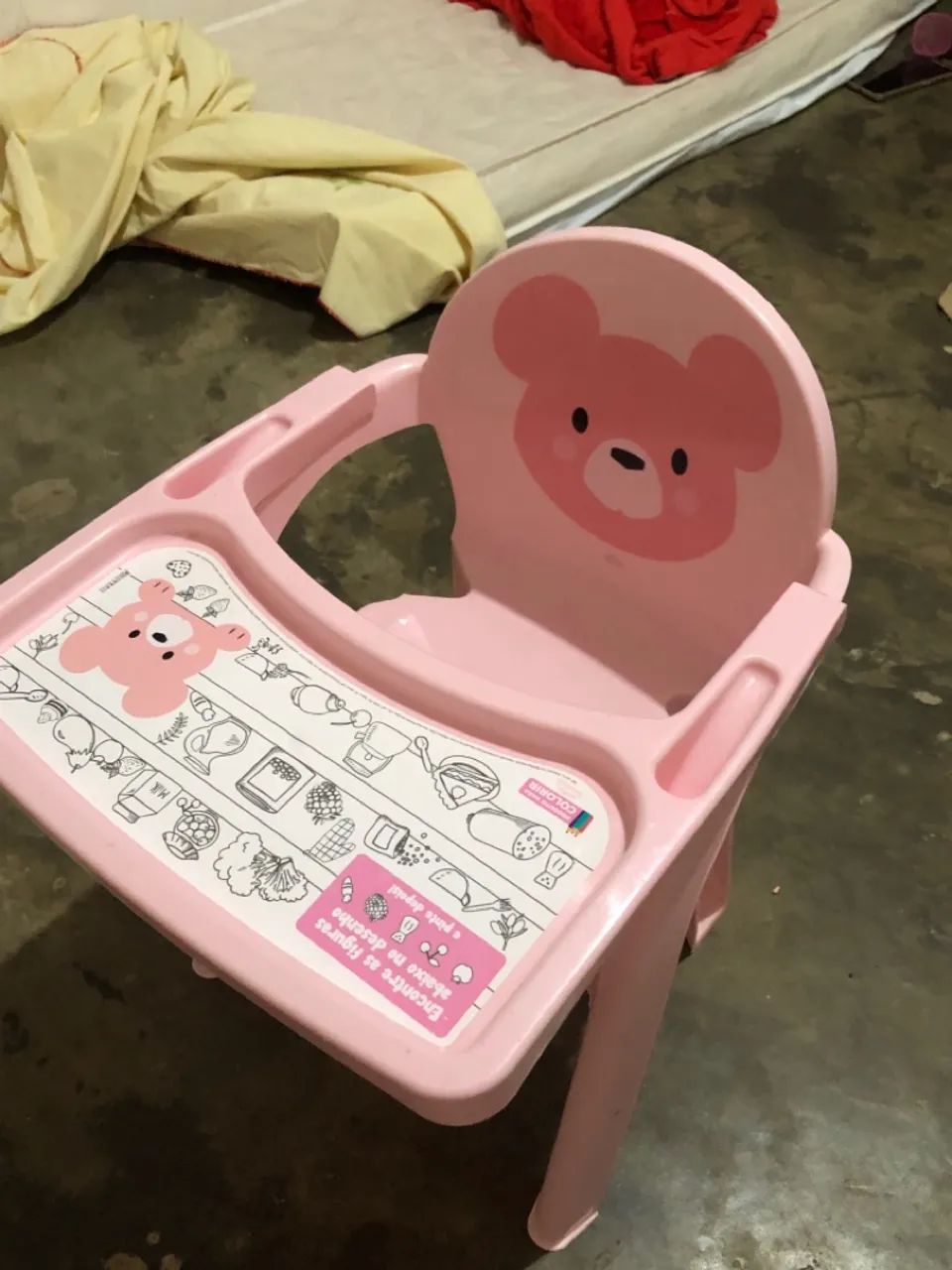 Cadeirinha de alimentação 