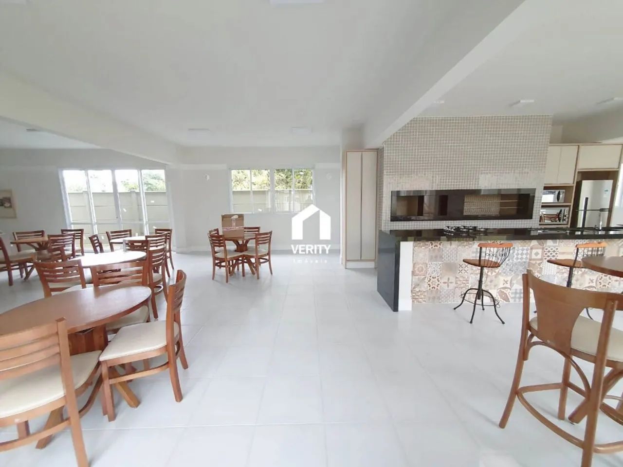 Apartamento com 2 Quartos para alugar, 46m² - Sertão do Maruim - Foto 3