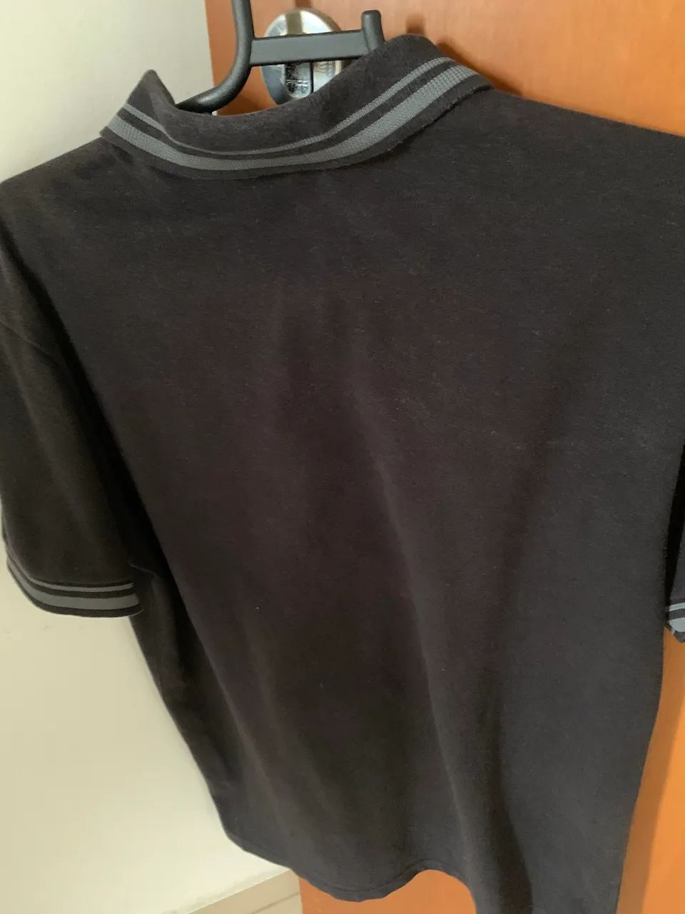 Camisa polo colcci preta tamanho P - Foto 4