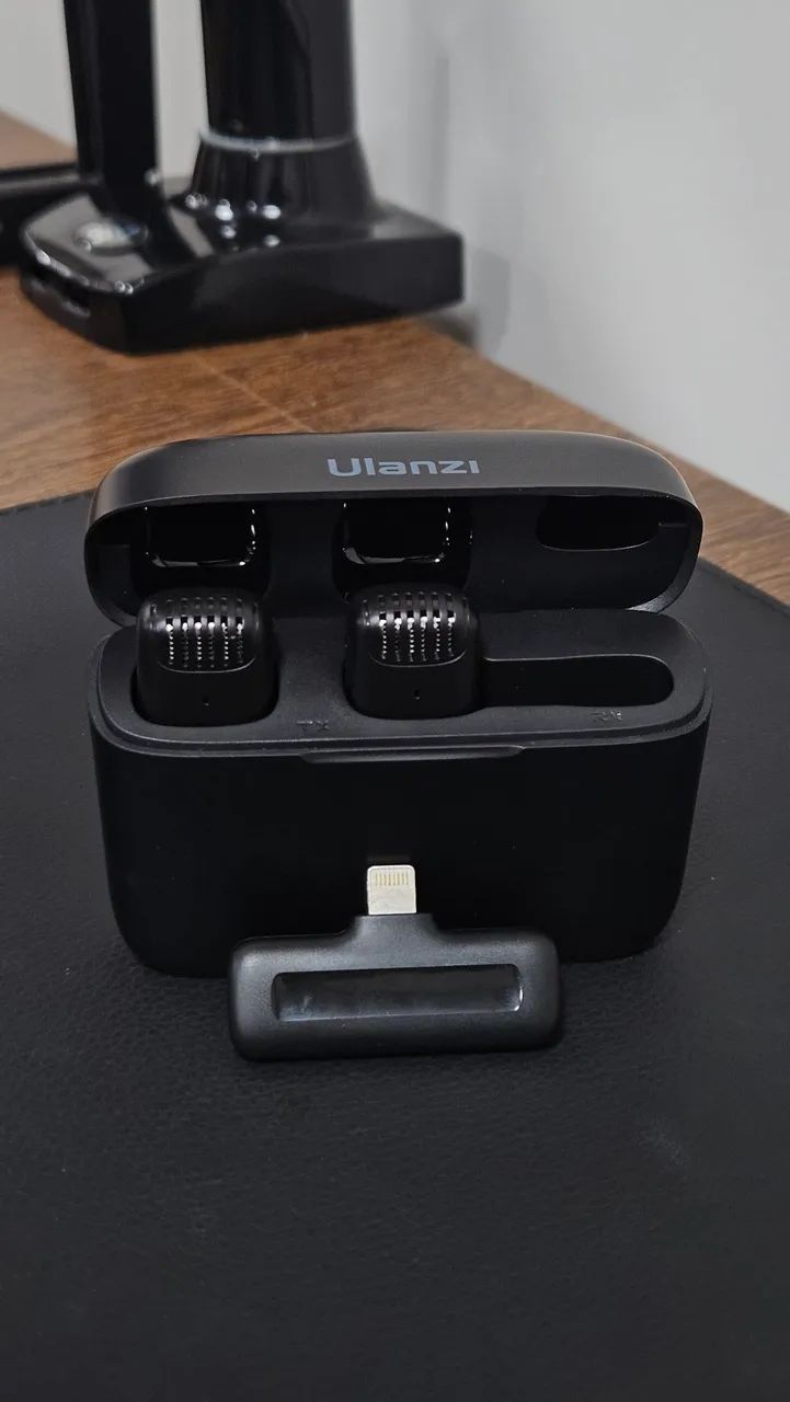 Microfone de Lapela Ulanzi - entrada Lightning (para iphones até o 14)