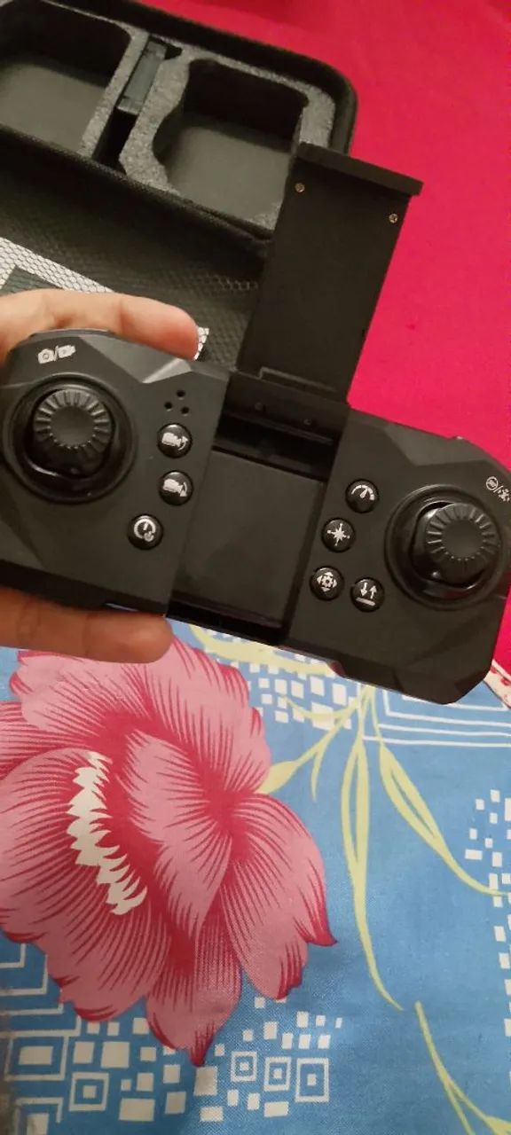 Drone Y3 max novo Na caixa + mala e protetores de elices - Foto 2