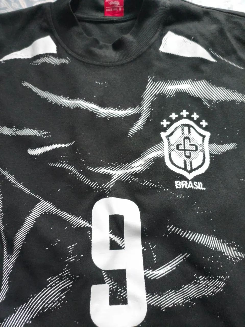 2 camisas oversized do Brasil - Foto 2