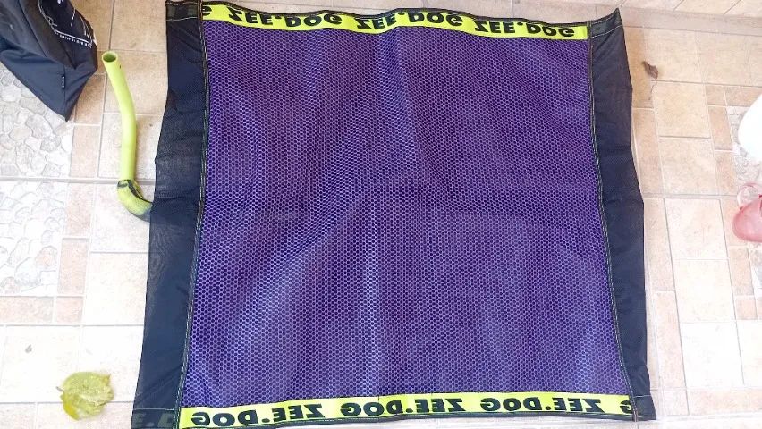 Cama Elevada Zee Dog Air Bed Preto P Cães Pequeno Porte Desenho Liso - Foto 4