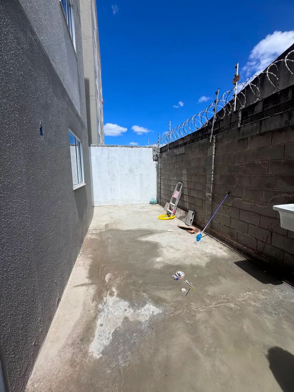 Alugo apartamento com quintal  - Foto 4