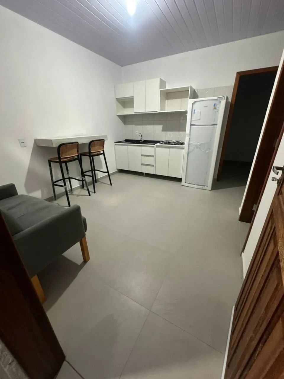 Alugo apartamento em Ratones