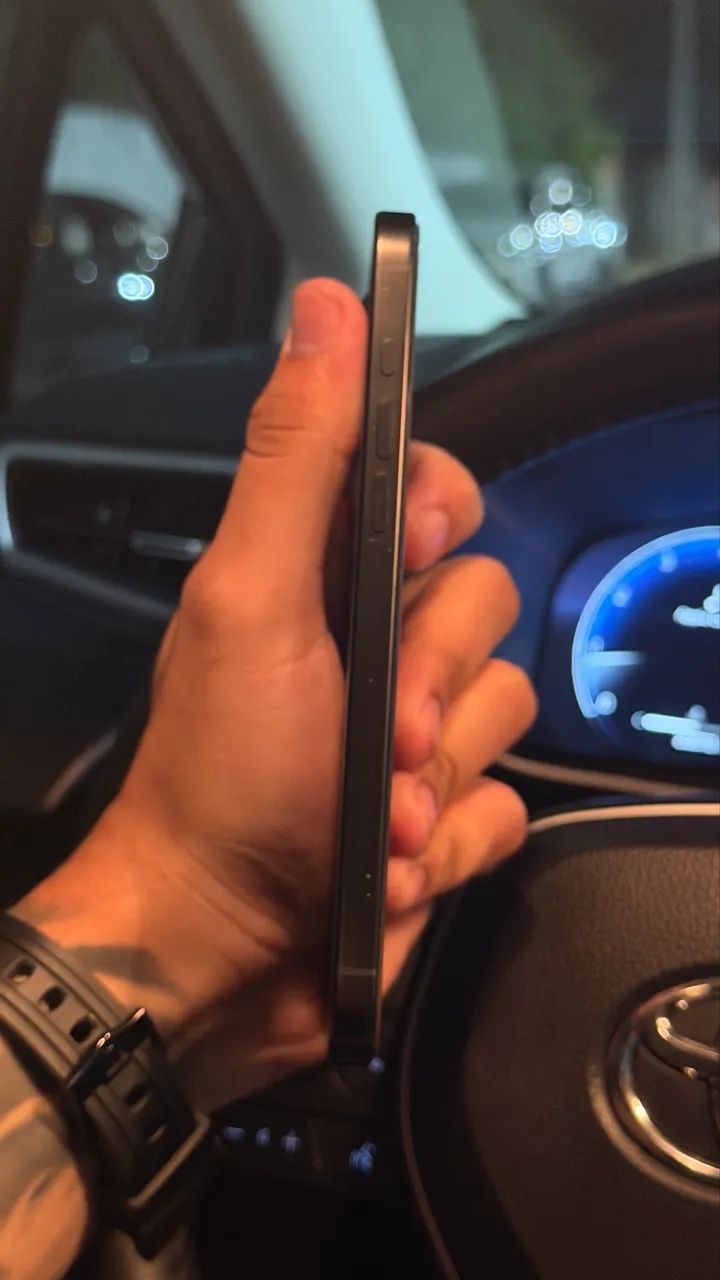 iPhone 16 Pro Max 256GB - Seminovo - Foto 2