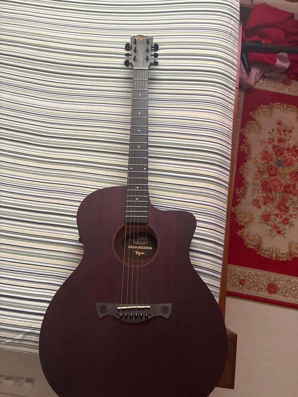 Violão em ótimo estado 