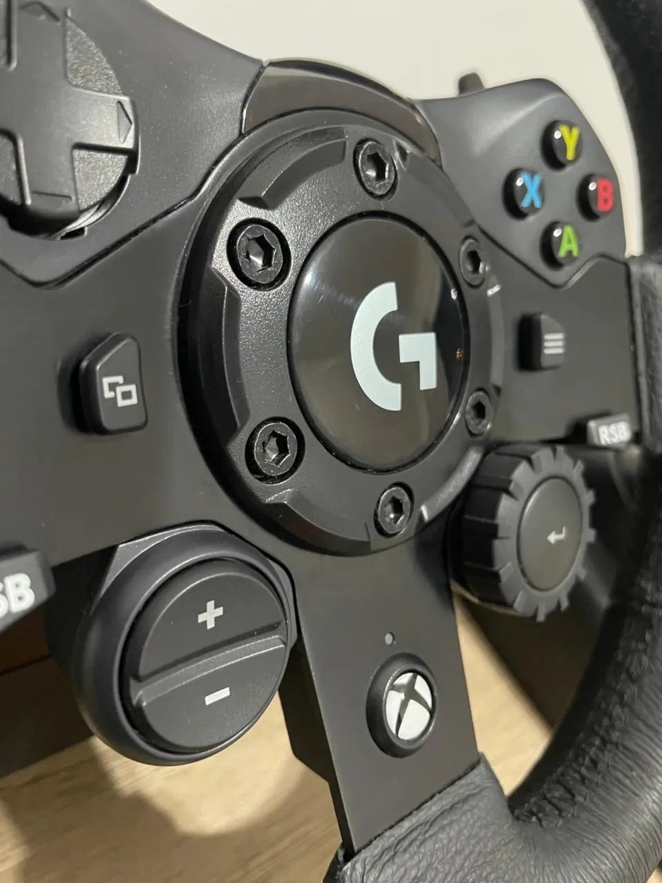 Volante Logitech G923 - (Xbox/PC)