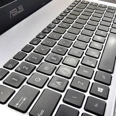 Notebook ASUS Core i5 | 8GB RAM | SSD 240GB | Usado em bom estado - Foto 2