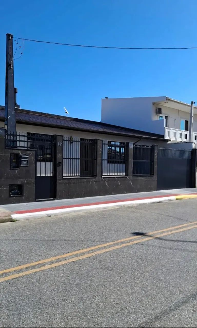 Oportunidade da semana : Linda casa a venda Balneário Estreito . - Foto 2