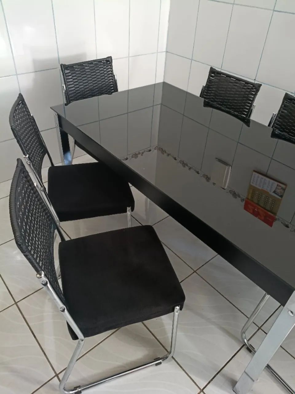 Mesa de Aço Nobre com 6 Cadeiras - Foto 4