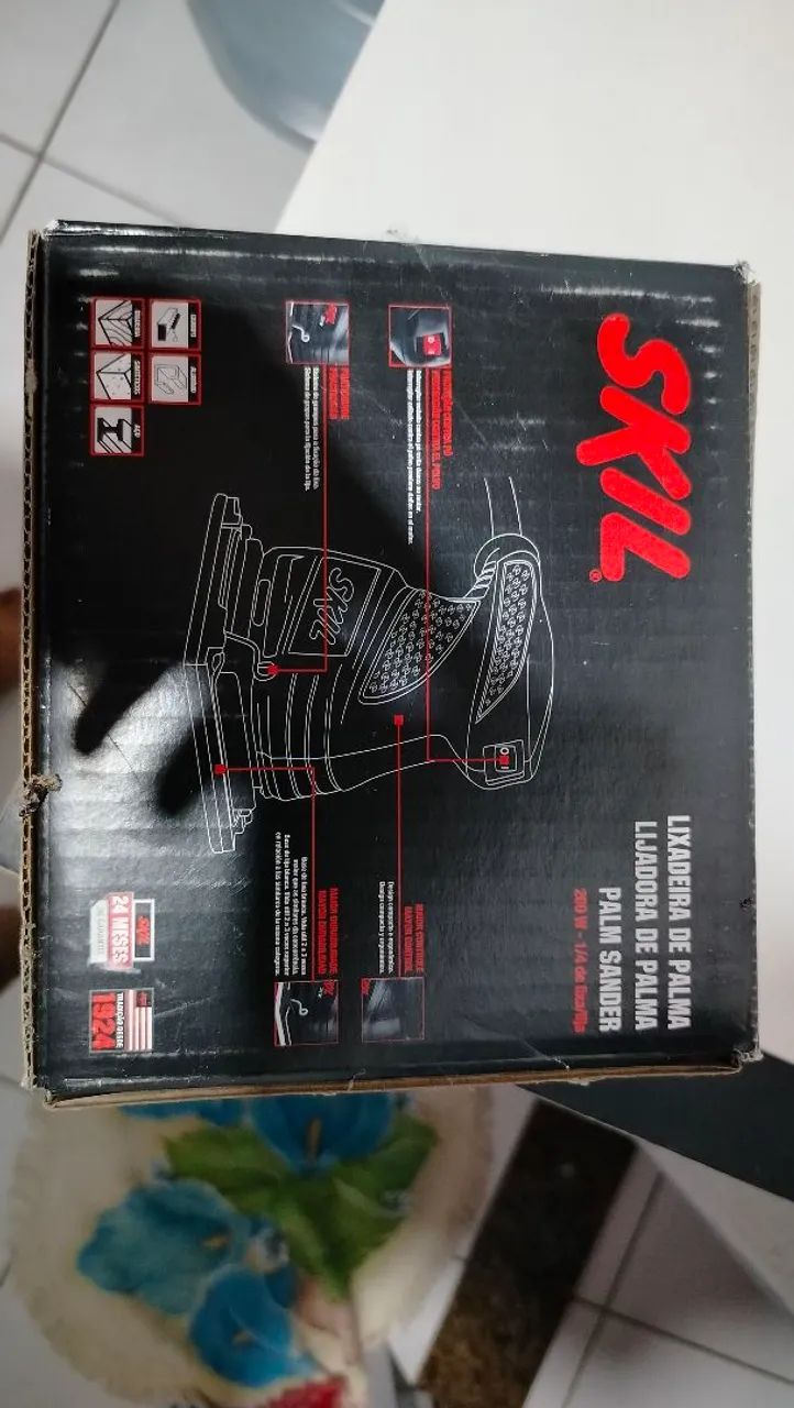 Lixadeira de mão 65115755502851120