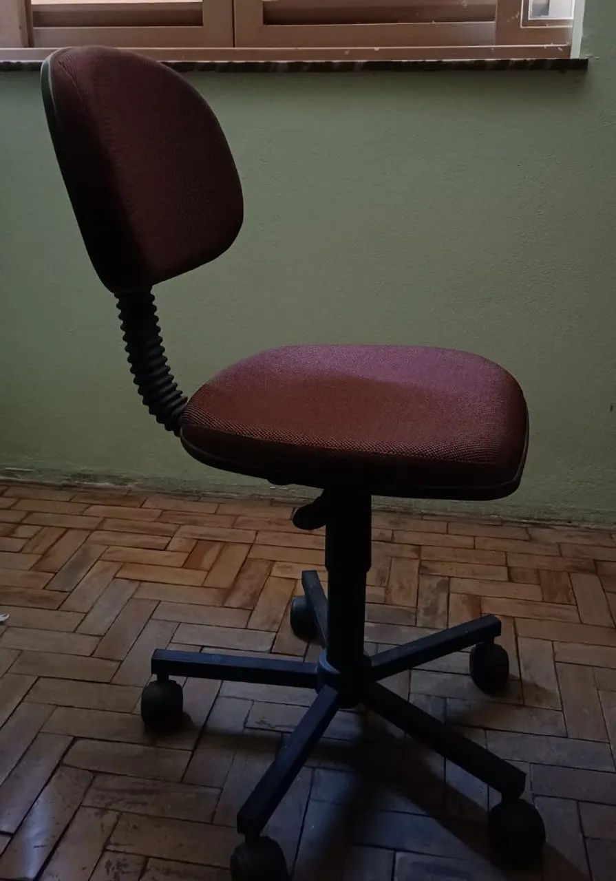 Escrivaninha para computador + cadeira - Foto 3