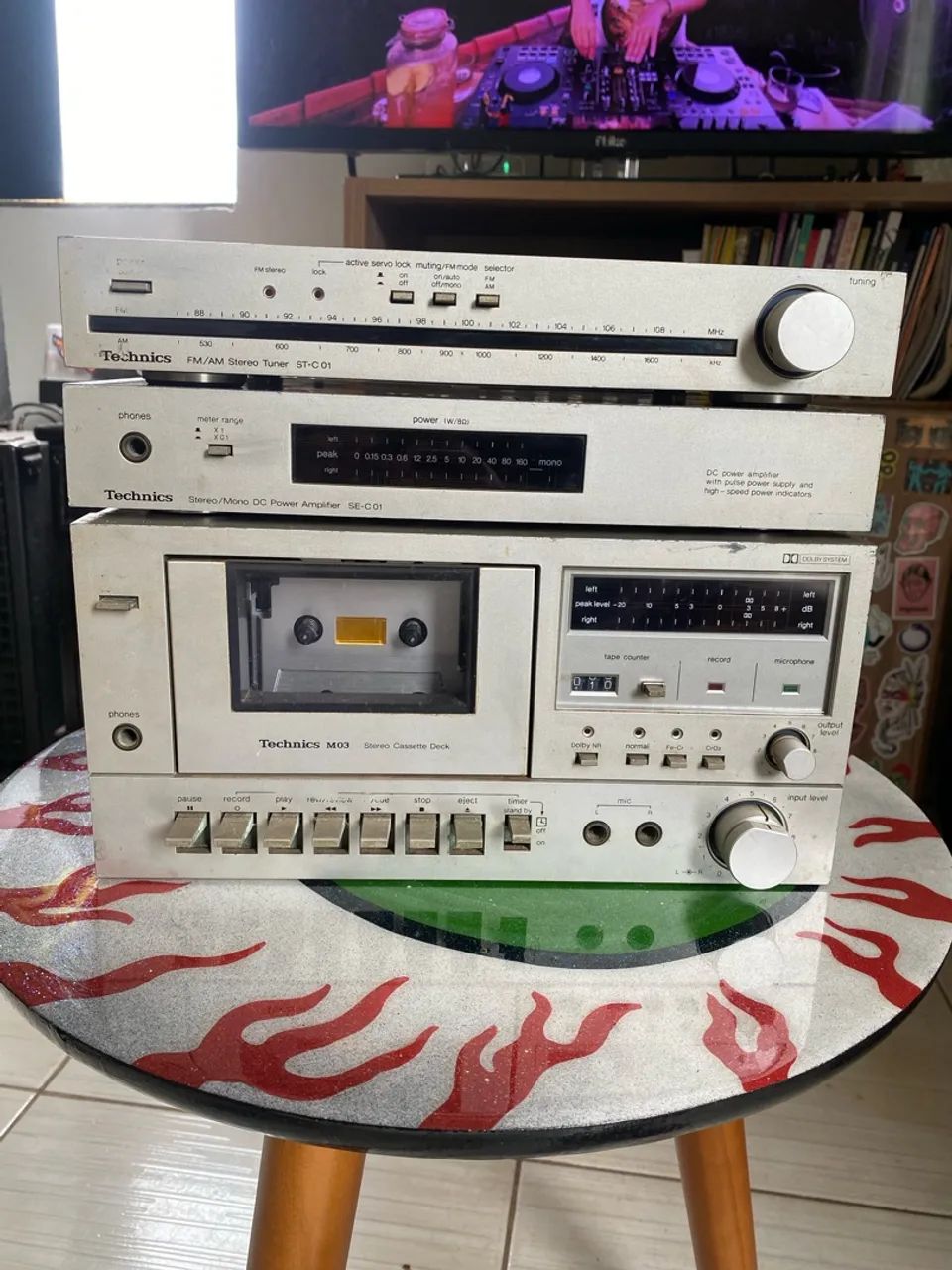 Conjunto Technics vintage ? amplificador, tuner e tape deck com defeito