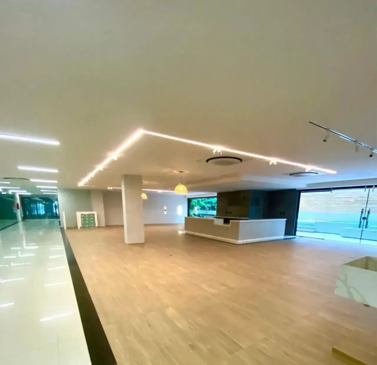 Alugo Sala Comercial no Ed. Porto Quality - 50m2 - com acabamento - Foto 5