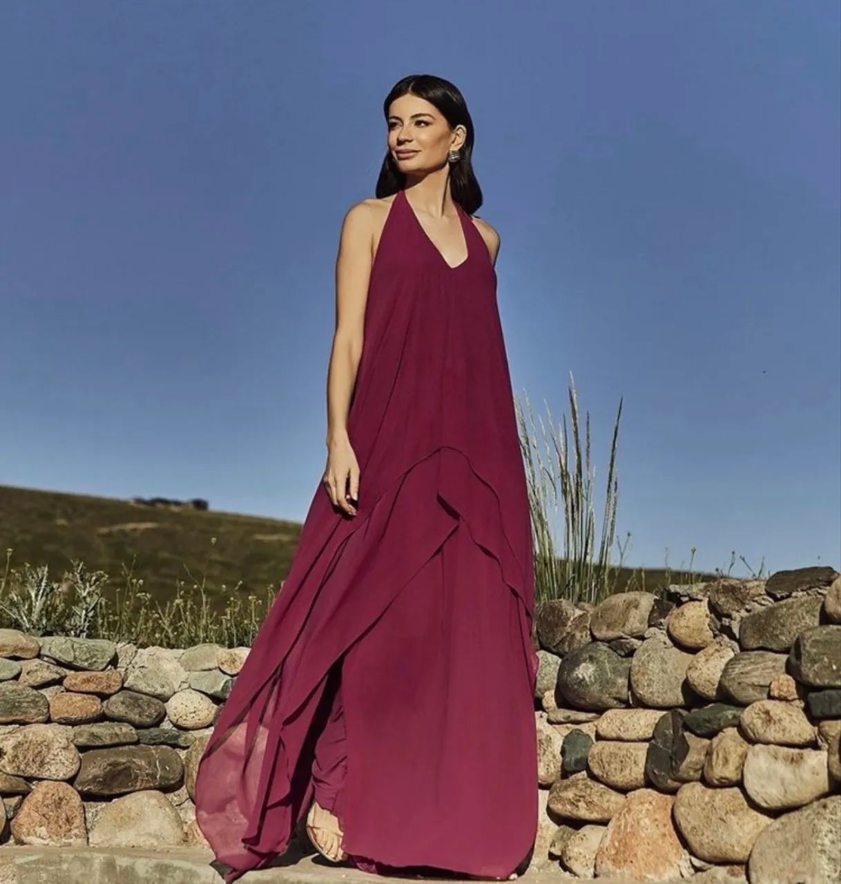 Vestido koji store vinho/bordô