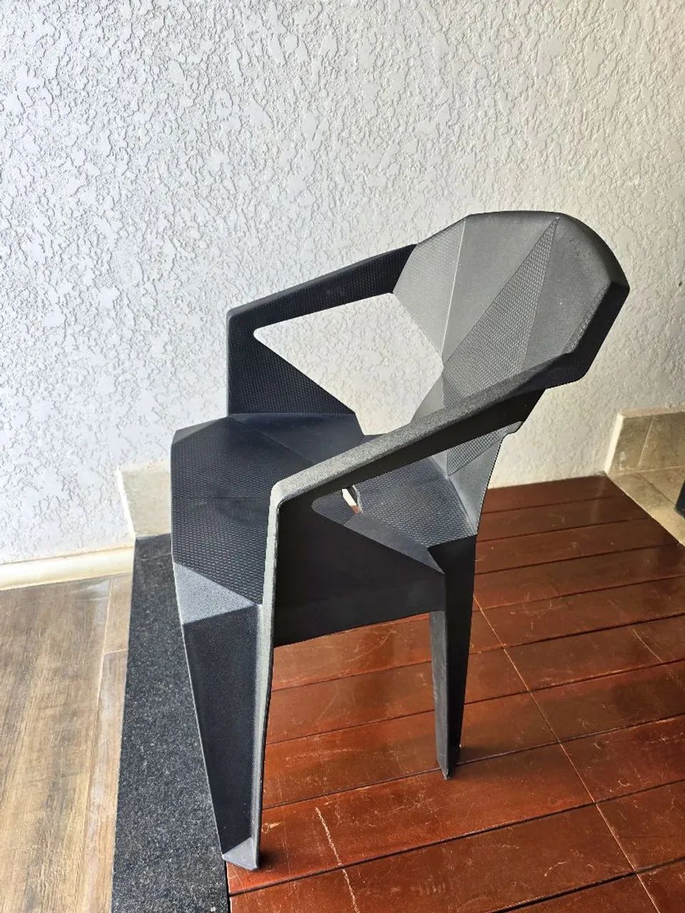 Cadeira plástica sofisticada - Foto 2