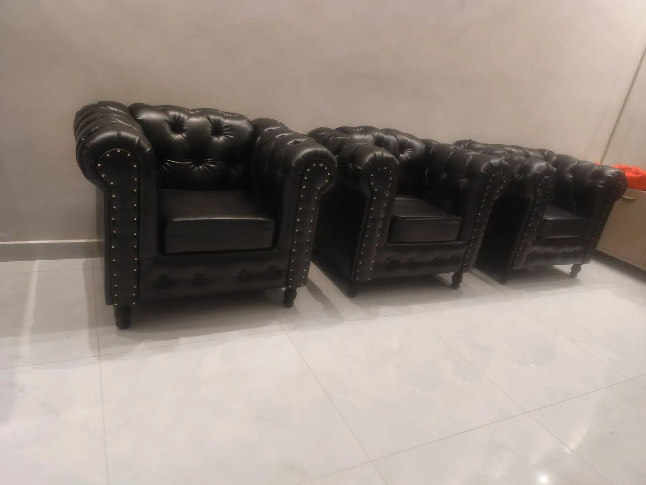 Promoção poltrona Chesterfield 
