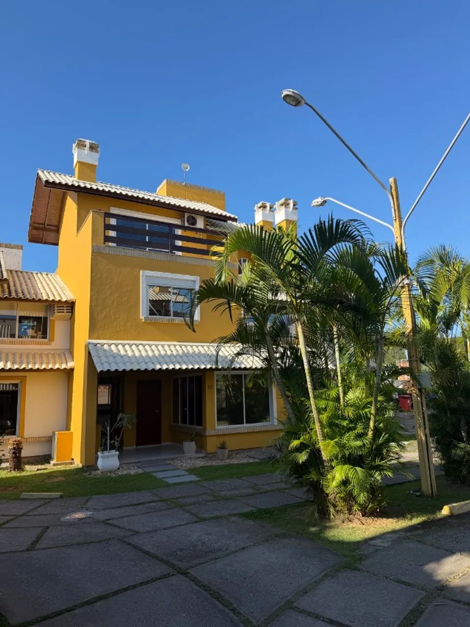 Aluguel Anual CASA 4 quartos Mobiliado Cachoeira Bom Jesus 
